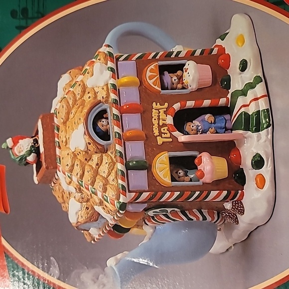 0370. Mr. Christmas ๐ Holiday Tea Time Musical ๐ผ21 Christmas Songs & Smoke! - Picture 3 of 16